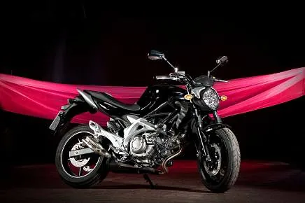 Suzuki SFV 650 Gladius